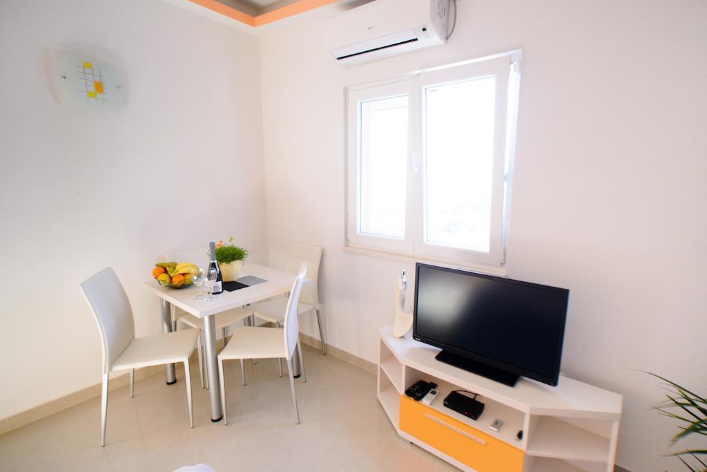 Lara Apartments マカルスカ 部屋 写真