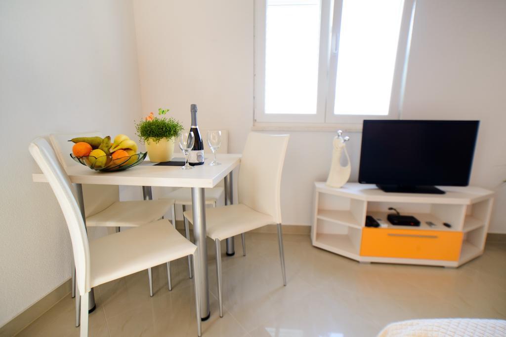 Lara Apartments マカルスカ 部屋 写真