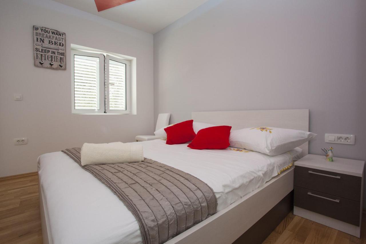 Lara Apartments マカルスカ 部屋 写真